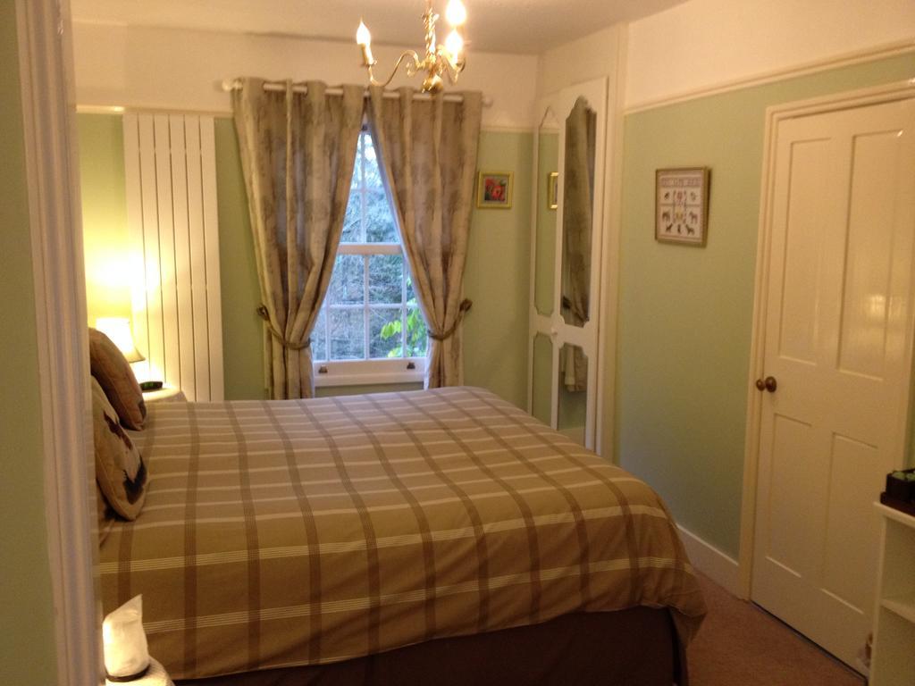 Clayhill House Bed & Breakfast Lyndhurst Exterior foto